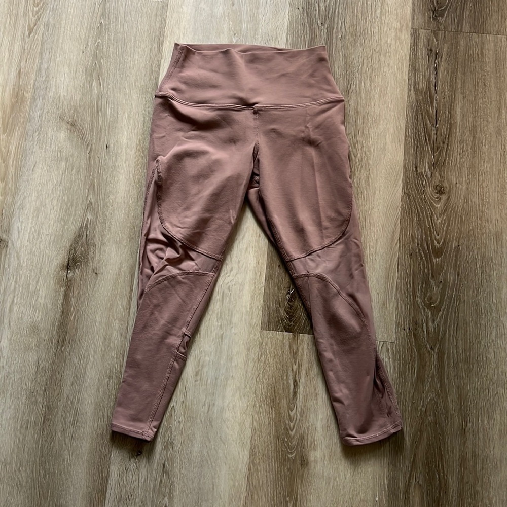 Alo Yoga coastal mesh leggings